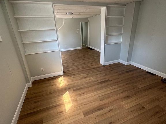3rd image of 244 Euclid Ave