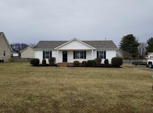 1010 Edwards Ln, Portland, TN 37148