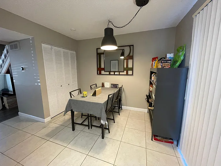 770 W Moorhead Cir #C — Photo 8