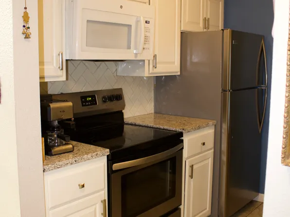 7625 E Camelback Rd, Scottsdale, AZ