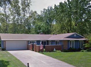 417 Brooktree Dr, Ballwin, MO 63011