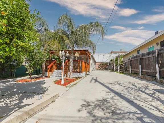 4th image of 11022 Leolang Ave