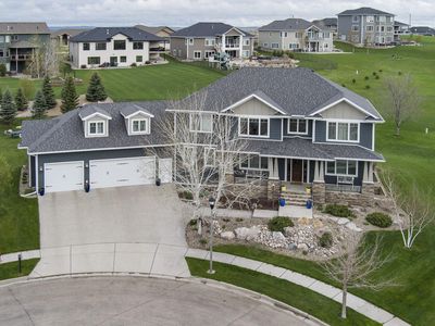 3700 Chisholm Pl, Bismarck, ND, 58503