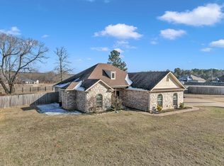 538 Karabeth Ln, Hallsville, TX 75650