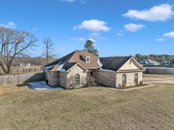 538 Karabeth Ln, Hallsville, TX 75650