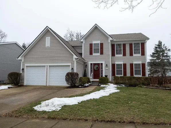 2891 Honeysuckle Ln, Hilliard, OH 43026