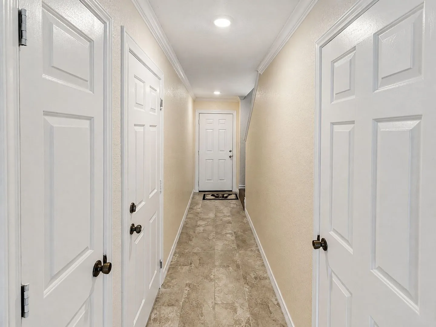 Beautifully Updated 3-Bedroom, 2.5-Bath Home Offering Approximately 1,456 Square Feet And An Atta... — Photo 4