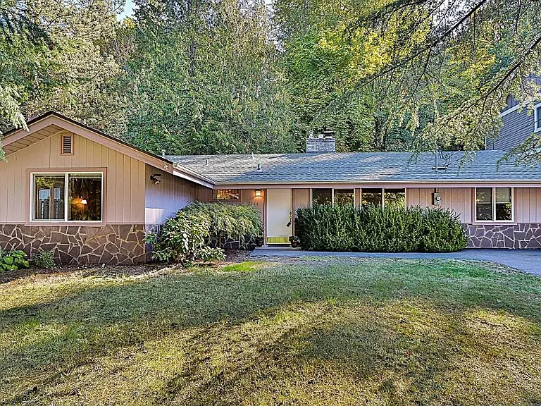 2516 108th Ave NE — Photo 1