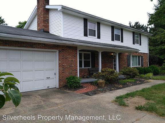 2nd image of 104 Bohl Dr
