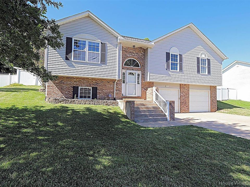 1st image of 3962 Scenic Dr