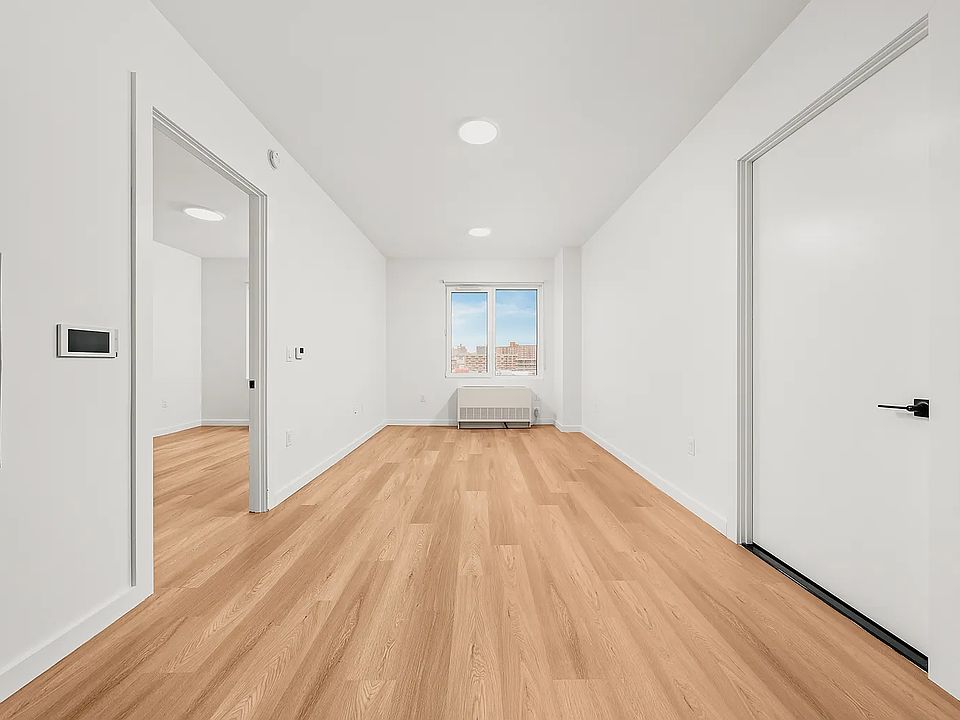 1st image of 261 Grand Concourse #3723