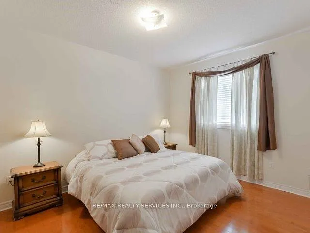 106 Pennyroyal Cres — Photo 11