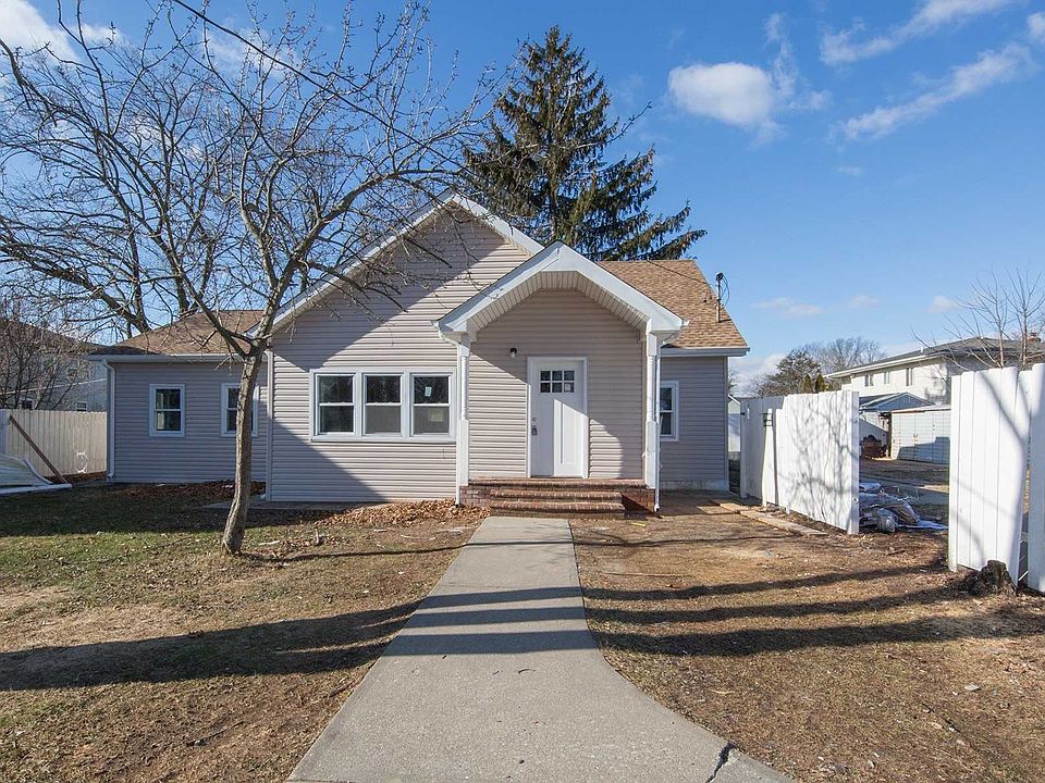 1st image of 156 N 20th St