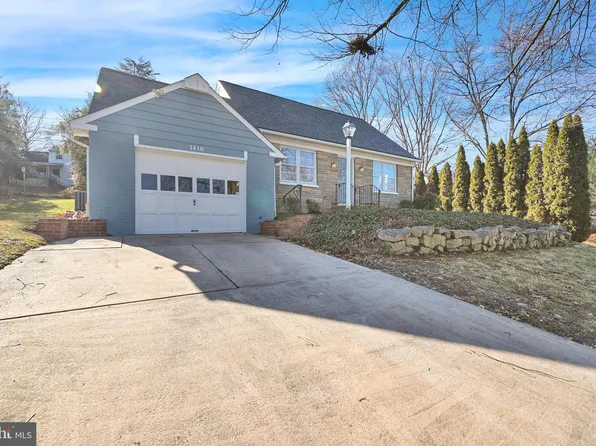 1410 Springside Dr, Lancaster, PA 17603