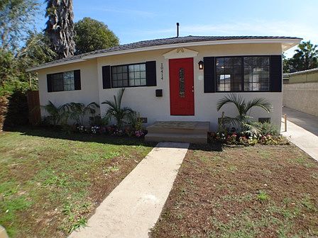 1st image of 10414 Parmelee Ave