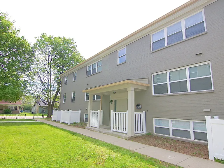 Monon Station Apartments — Photo 1