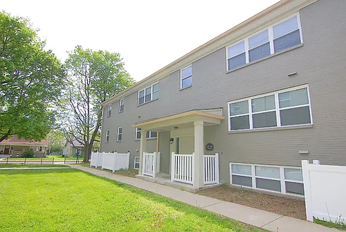 Monon Station Apartments Photo 1