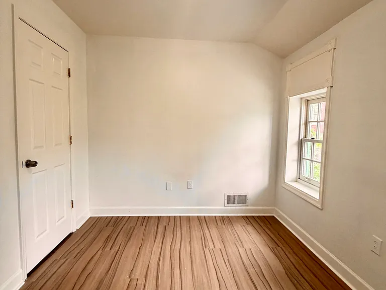 1011 Boyd St — Photo 16