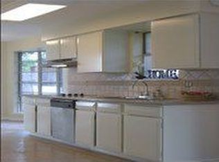 5910 Hummingbird St, Houston, TX 77096