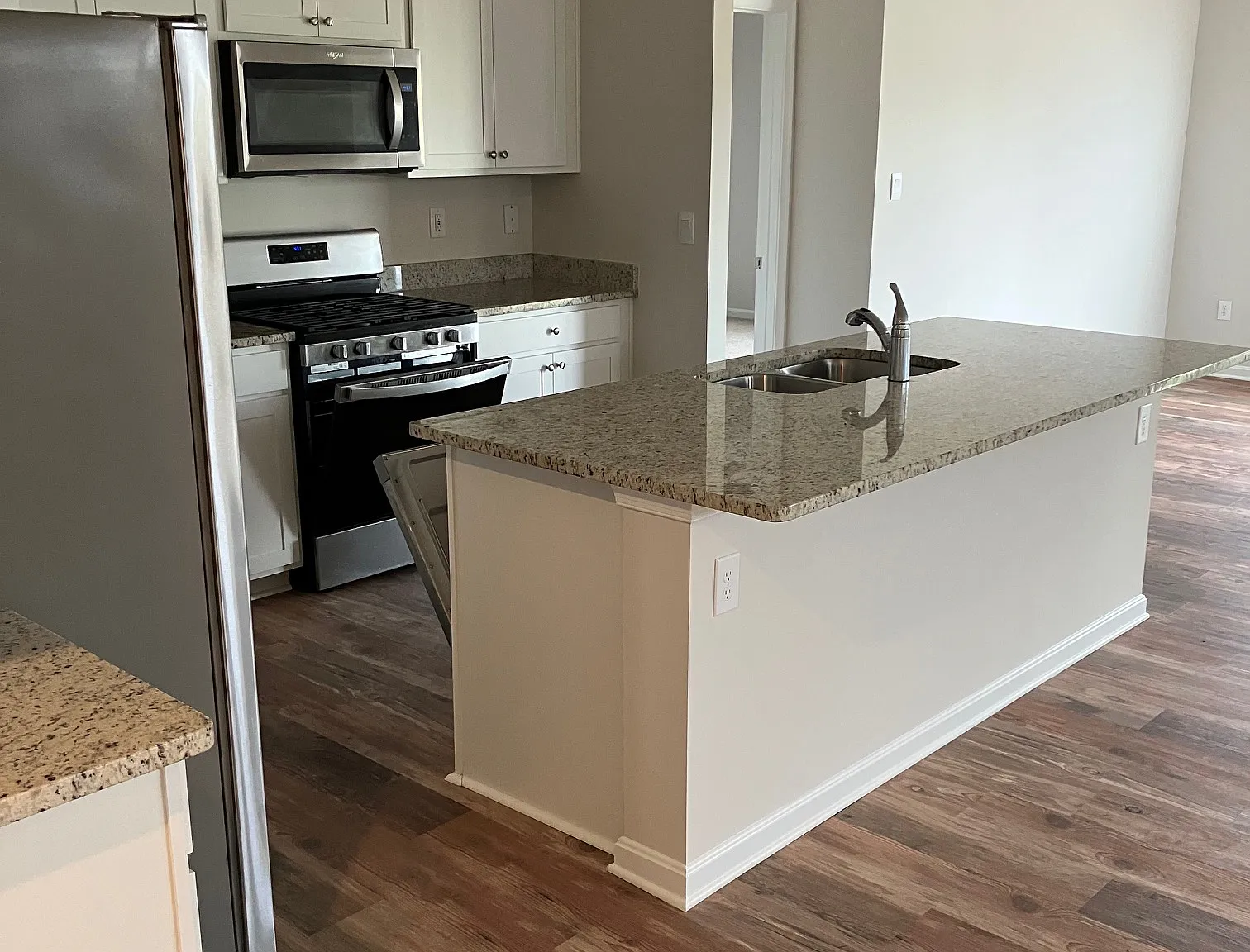 24201 Hammerhead Dr — Photo 4