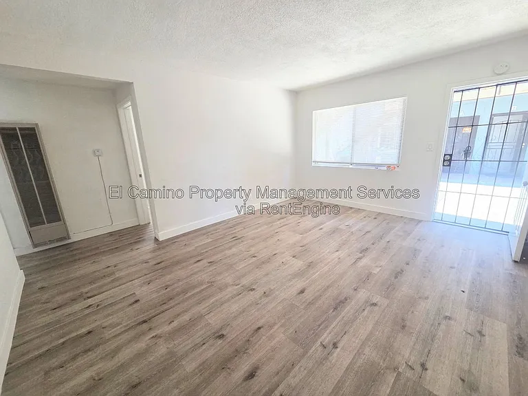 7722 Walker Ave #B — Photo 4