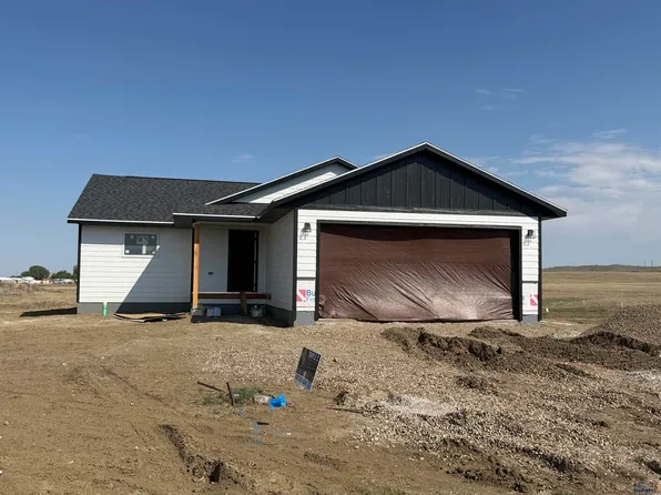 522 Alpha Ave, Box Elder, SD 57719