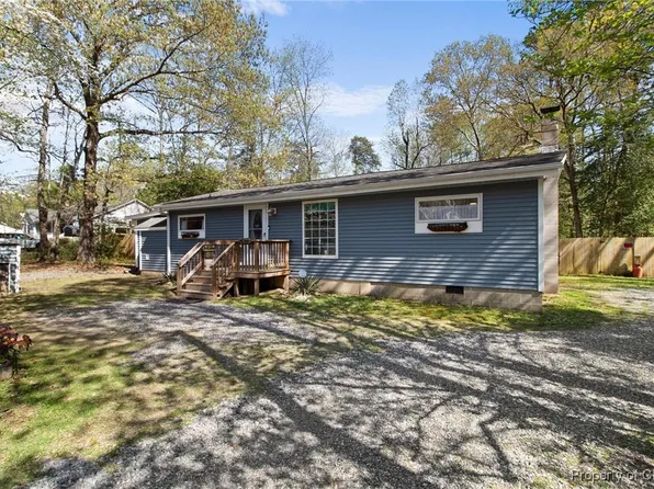 12461 Dogwood Trl, Gloucester, VA 23061