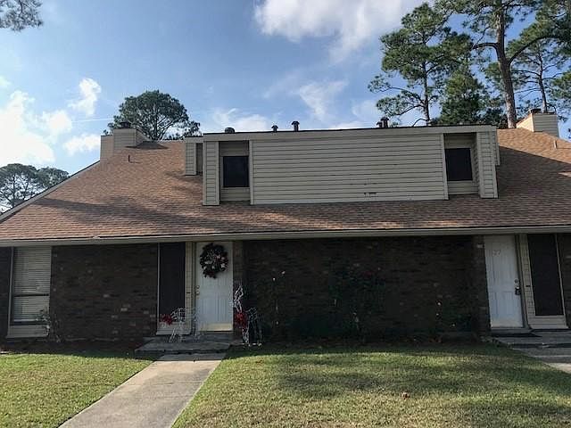 1st image of 827 Asheville Dr #827