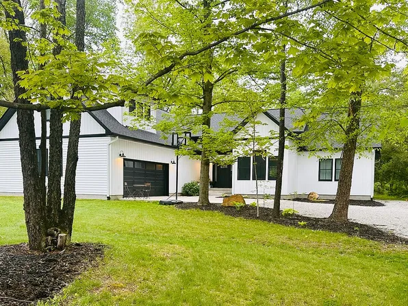 5810 E Gross Dr, Terre Haute, IN 47802