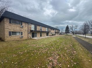 24325 Detroit Rd #B-103, Westlake, OH 44145