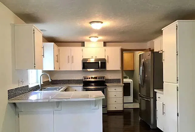 4 bed, 2.5 bath, 1456 sqft, $2,800 — Photo 3
