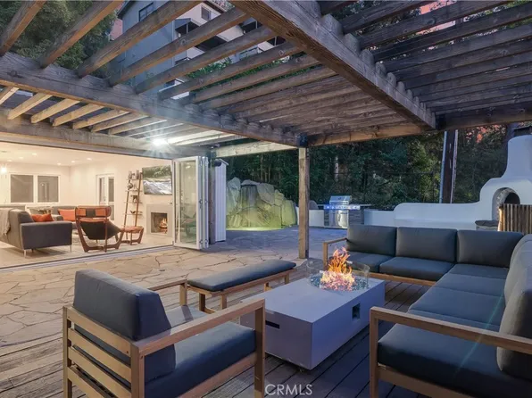 7469 Mulholland Dr, Los Angeles, CA 90046