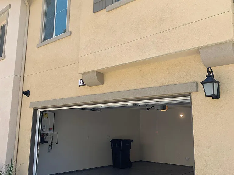 248 S Auburn Heights Ln — Photo 54