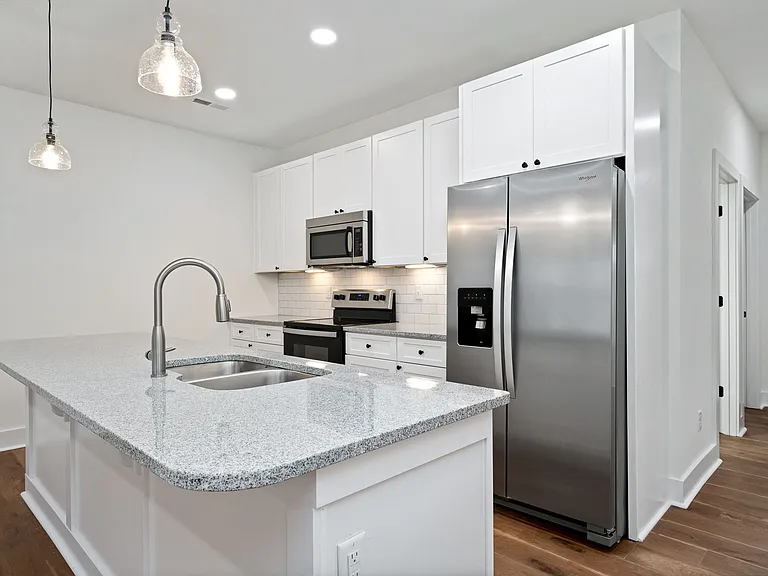 212 Baylor Ct — Photo 5
