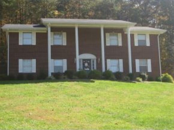 1st image of 401 Arrowhead Dr