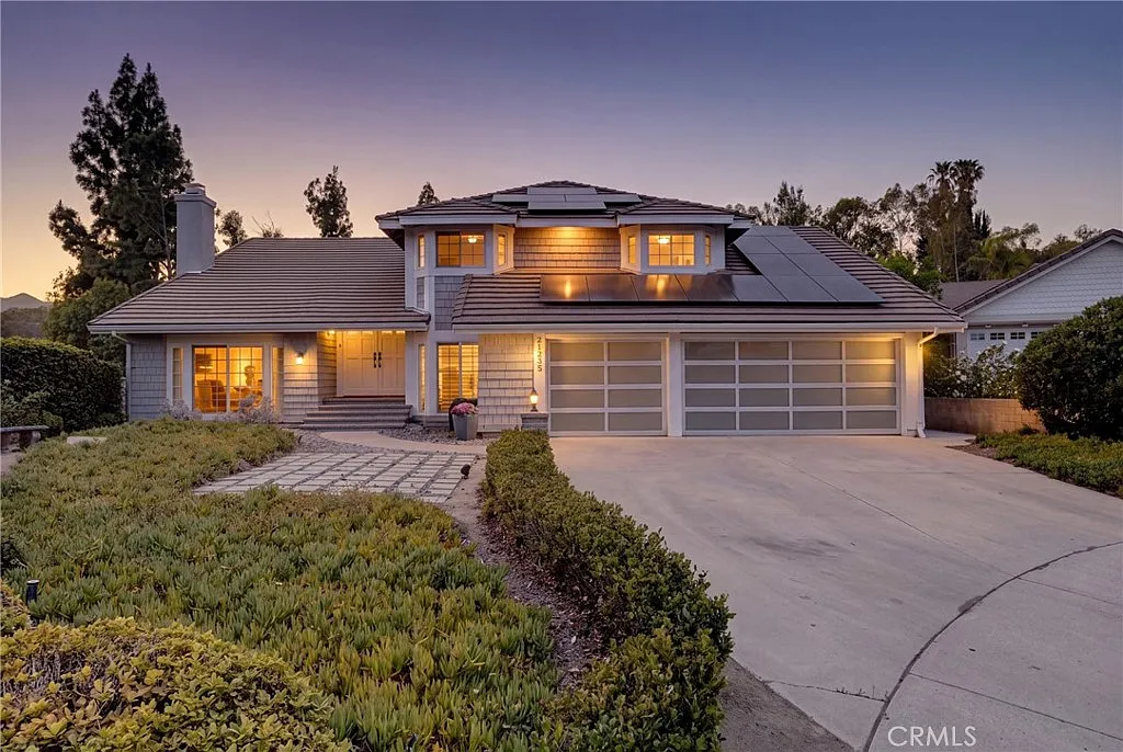 5 bed, 3157 sqft, $10,000 — Photo 1