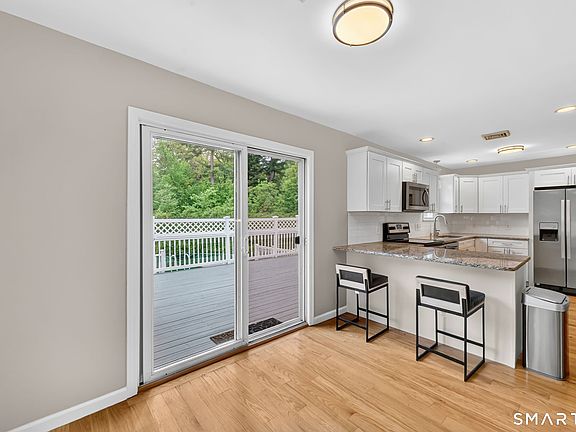 5th image of 39 Collins Road