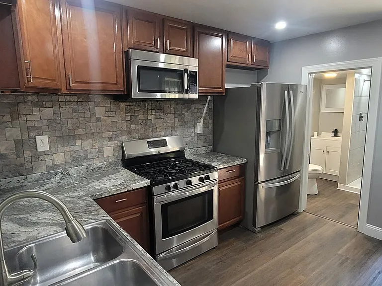 603 Maple St — Photo 9