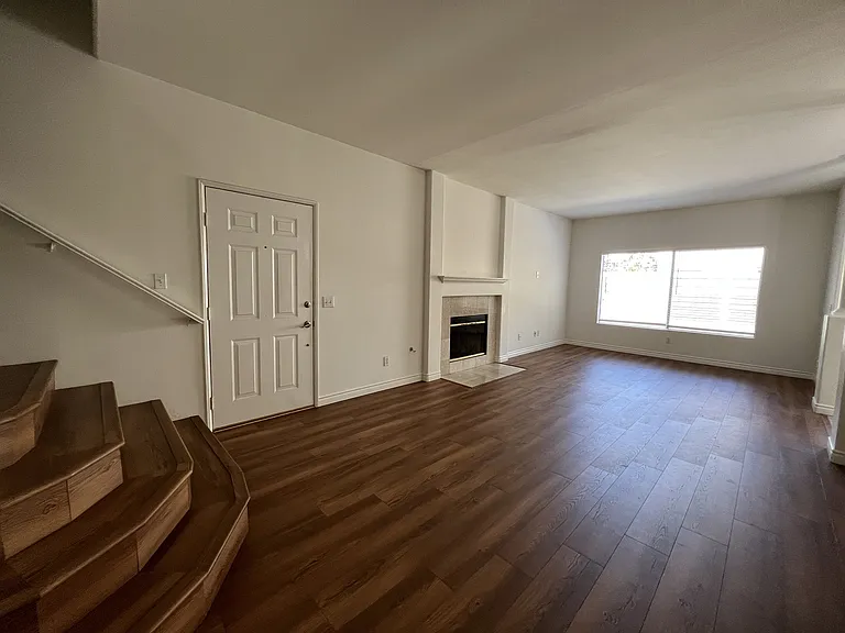 2176 El Dorado St — Photo 4