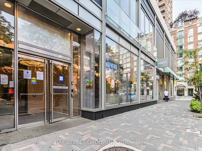 155 Yorkville Ave #2815 — Photo 2