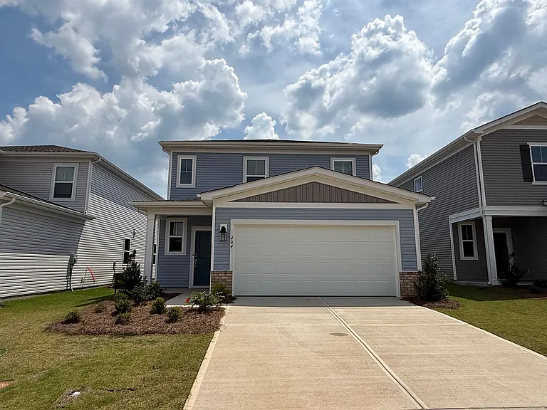 404 Silver Birch Ct — Photo 1