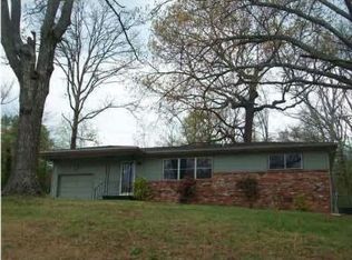 1406 August Dr, Hixson, TN 37343