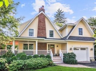 49 Oxford Pl, Glen Rock, NJ 07452