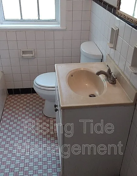 229 Pinewood Ave — Photo 9