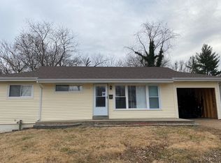 1740 Clover Ln, Florissant, MO