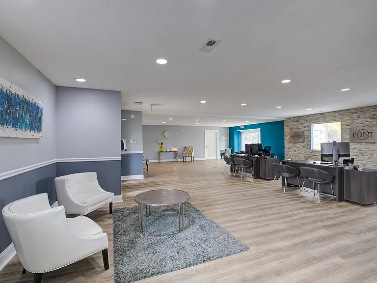 Leasing Center