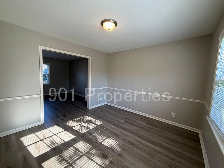 2658 Galaxie St — Photo 9
