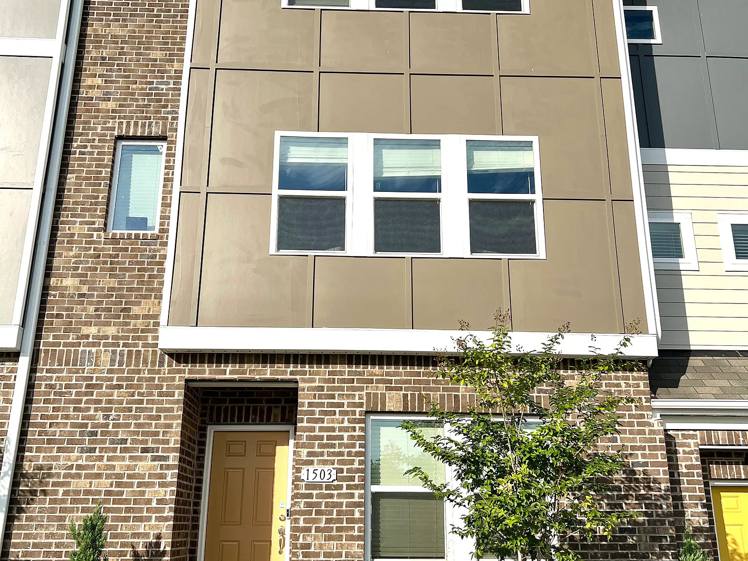 4 bed, 3.5 bath, 2011 sqft, $2,350 — Photo 3