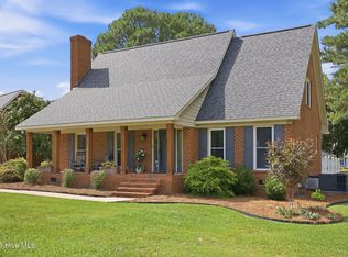 113 Essex Dr, Winterville, NC 28590