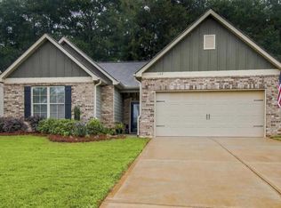 149 Weymouth Dr, Locust Grove, GA 30248